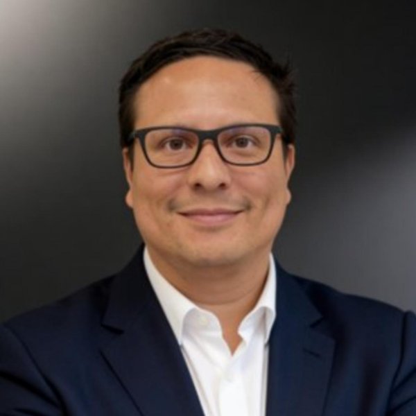 Alberto Martinez
